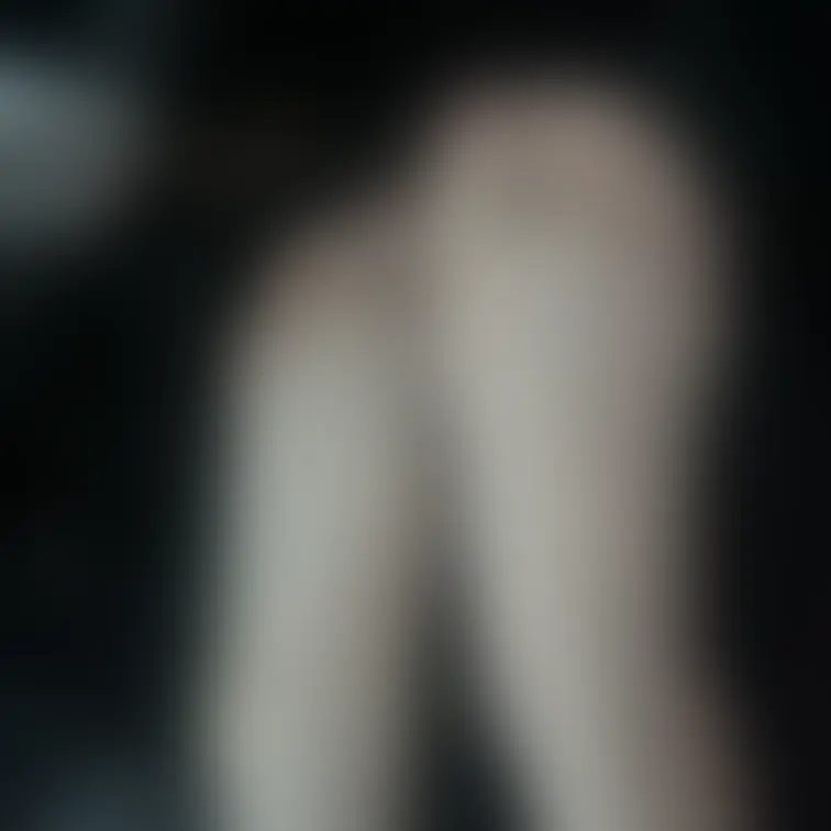 あいちゃんの足です！
美女の足です！
マスクありですが顔付きです！

削除依頼あれば消します！