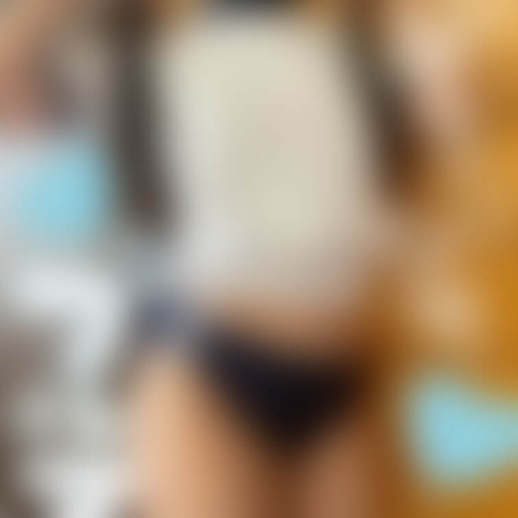 ブルマ可愛いかな？🥺❤️❤️❤️
もっとコスプレ増やしたいなー！
おすすめあったらDMで教えてね☺️❣️
リクエス