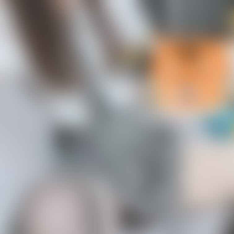 　
今回はこの格好でえっちした💕

今回は事前に射精させてしたから
ちゃんと動画に出来そう〜！笑