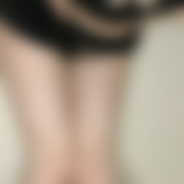 こんなところでサボってたら逮捕しちゃうぞ?