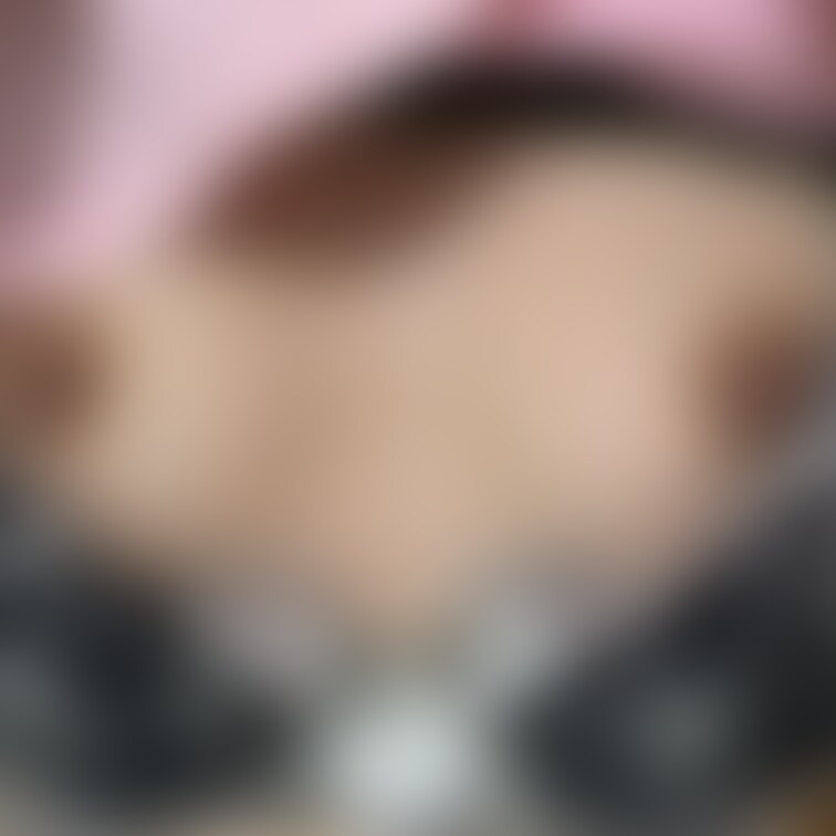 もも🍑は生理中🩸だから…乳首が凄く敏感になってる☺️🤭