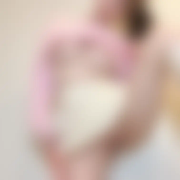 【クパァ5枚目】下乳と服の色が相まって桜餅？♡なイメージ🤭今月、ほぼ毎日投稿できてる🥰サイトの使用上、時差投稿になってし