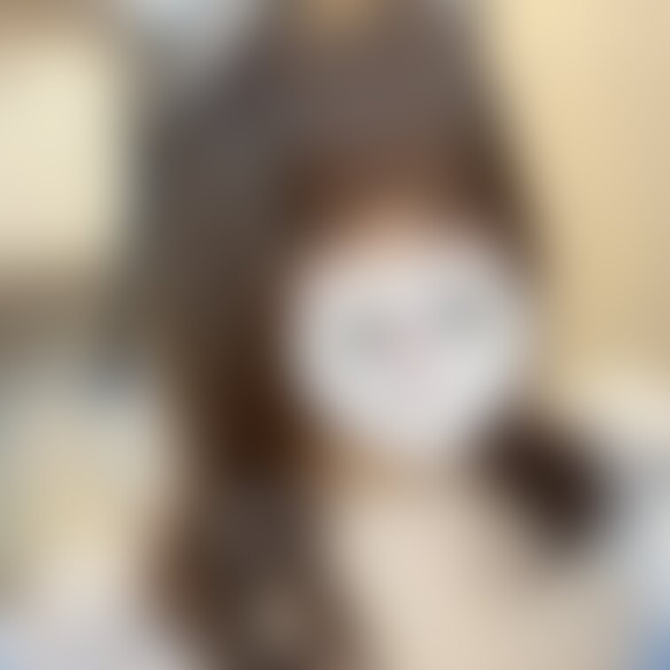 ［玄人向け］水色メイドコス着て久々の自撮り♡

この日は顔パンパンですごい浮腫んでたTT二重幅も狭い…
