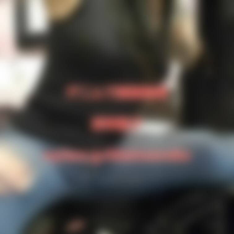 デニムで顔面騎乗
