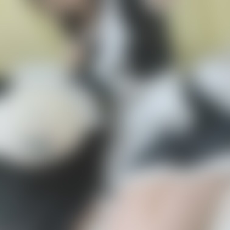 メイドさん♡ちょっとだけ着てみた！
またしっかり撮影する予定なのでお楽しみに♡