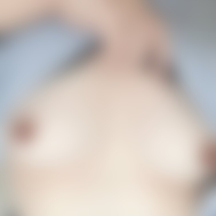 ひなのおっぱいに癒されたい方はこちら💕
朝から見せてって言われたら見せちゃう変態でごめんね💦
でも、好きにして良いか
