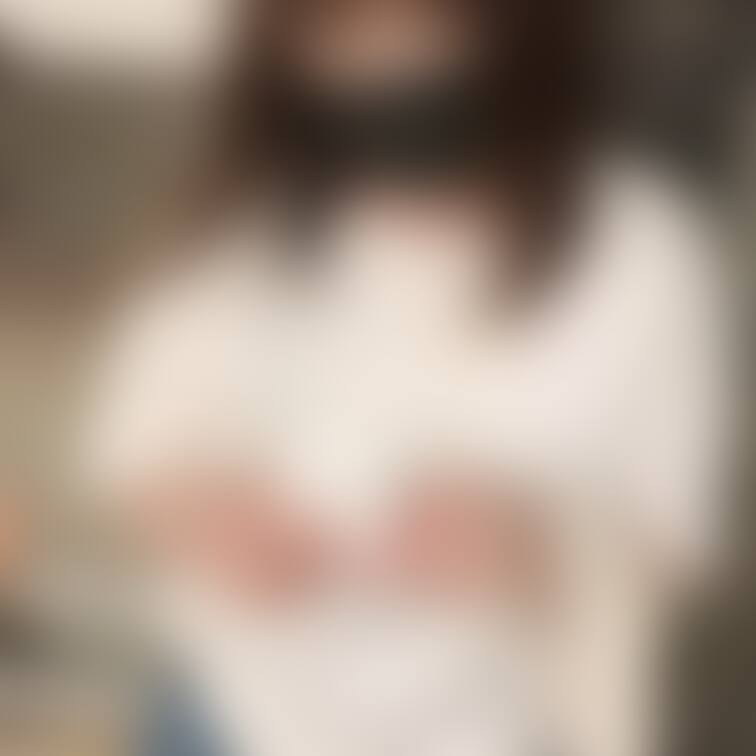 普段はこんな感じですが、17歳年下のチンポの生ハメでイキ狂い、膣奥に種付けされまくってグロマンからザーメン垂らしてるど変
