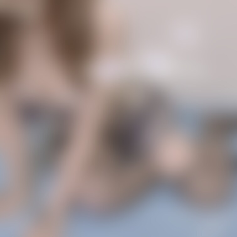 ご主人様おかえりなさい。紗和はご主人様の言う事をなんでも聞きます🥺💕(上目遣い)だから今日はいっぱい攻めてください。🥺T