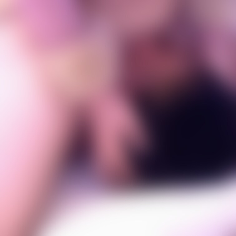 舐め犬🐶さんに濃厚クンニや顔面騎乗位してイっちゃった動画です🌟沢山イッっちゃって気持ちよかったから見てほしい💗
全身も