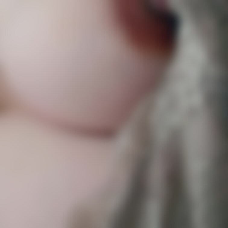 乳首コロコロ…