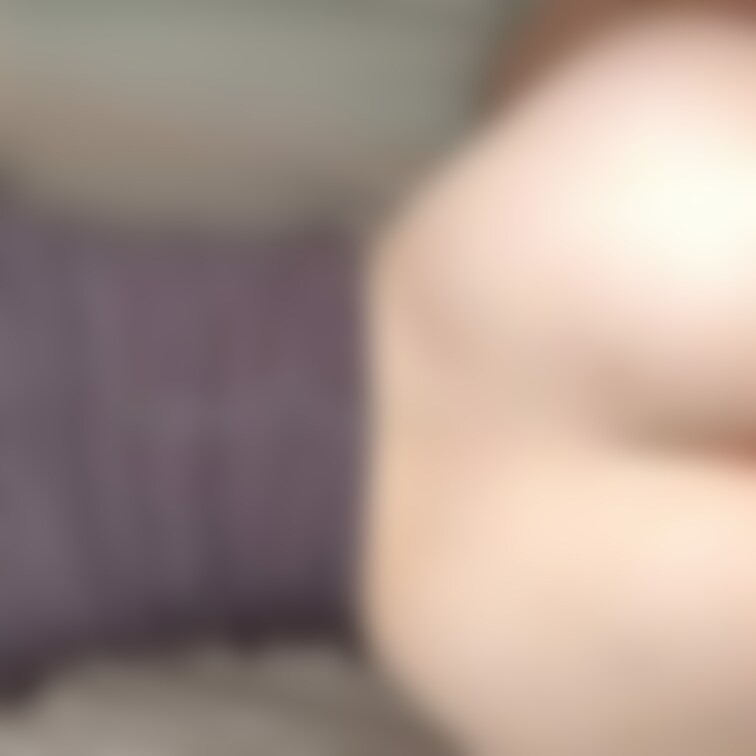 ころんを後ろからひたすら使う動画。

引き寄せる為に髪の毛掴んだり
暇つぶしにアナルをデコピンしたり。

快楽