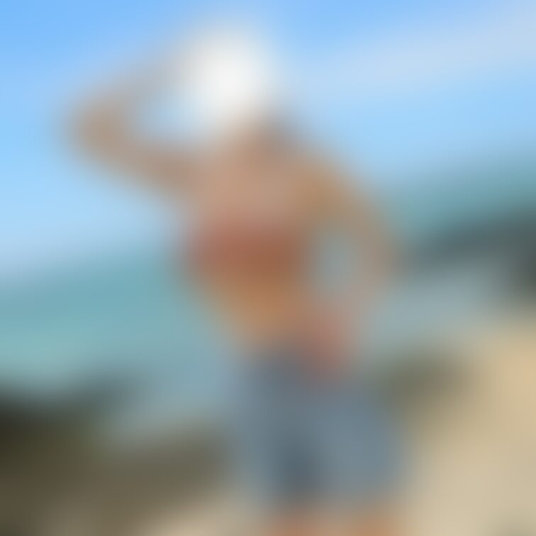 海辺でポロン(*/□\*)❤️🏖️