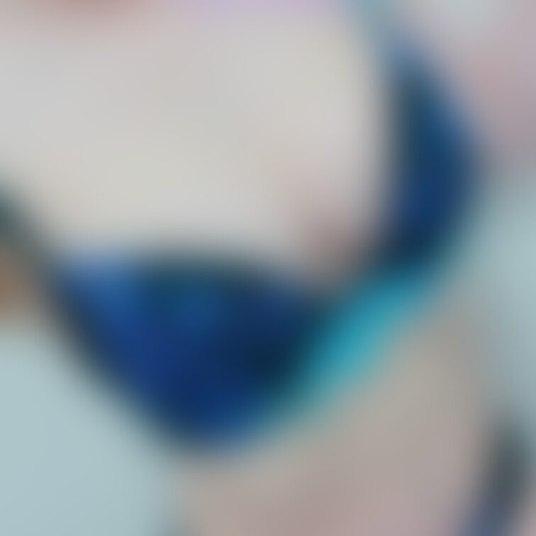 
おはよ❤️
ほらほら見てみて！
今日はレアな右乳輪も出てるよ\( °∀° )/ 
いいね♡するときっといい事あ