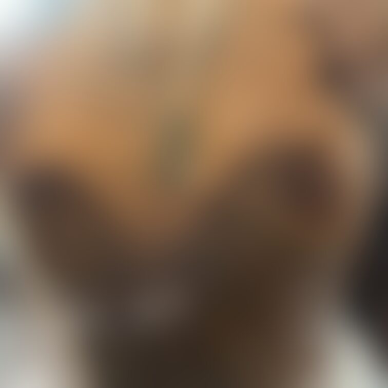 こんな寒い中わざわざ外行って中でガラスにちっぱい押し付けて撮ってもらった🥶🩷
バカギャルです😘