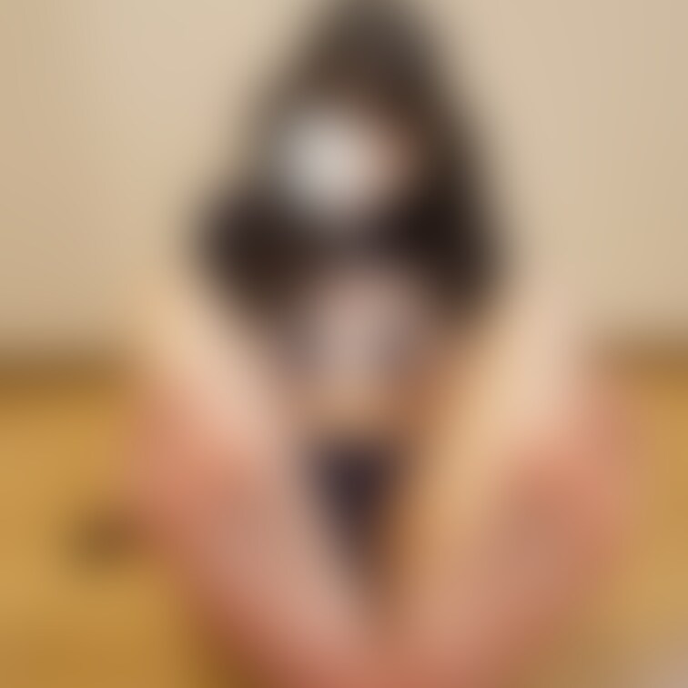 乳首見えてる。。。