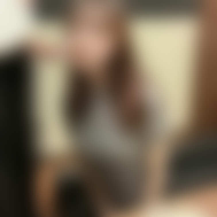 Xの続きです❤️おじさんに貸し出されてたくさん飲まされて店内でフェラしちゃいました😖❤️

💋直接連絡先を交換して私