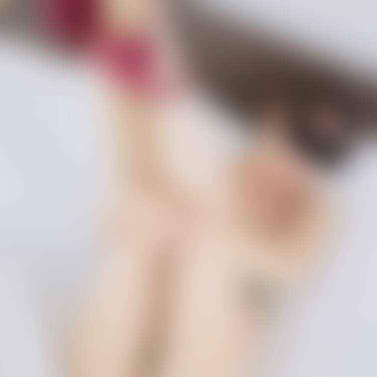 スタジオ撮影 下着でカメラマンに撮ってもらいました。