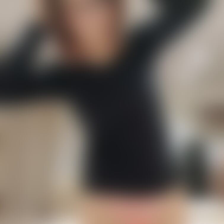 メガネ姿って
レアだね🤓

普段はコンタクトなので
寝る前はメガネになります