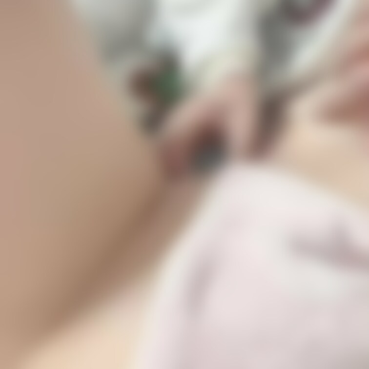 始まってすぐ💕💕

うにうにはさまれたり開かれたり…これでびちゃびちゃになっちゃう…

知らないお○○○さんに開