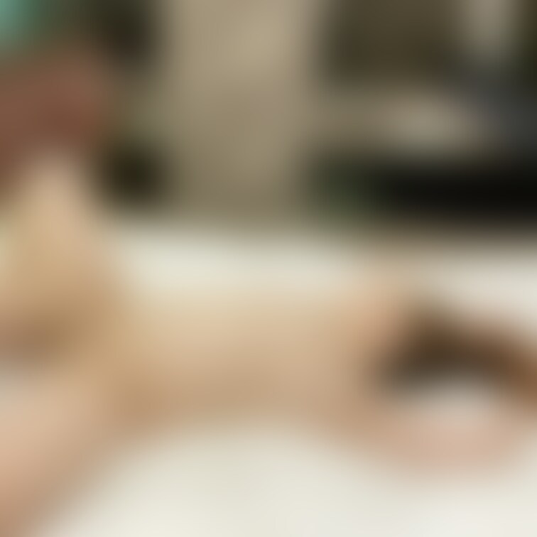 最近は複数できてないです。もうみんなに飽きられてしまったのかな。男性が次から次へと中に出してくれる状態を想像するだけです