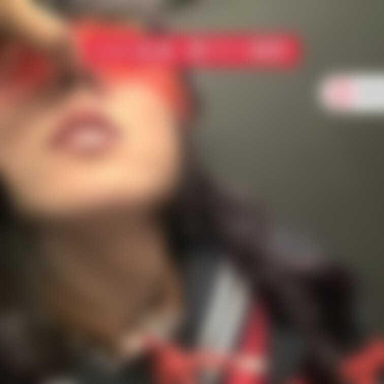 🎀【超マニアック】M女装○○○、餌付け○○○

内容：縄で縛り上げたM女装○○○の鼻をつまみ、むりやり食べさせたり顔