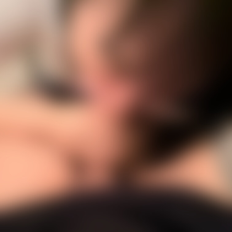 襲っちゃうぞ✨

【みみからのお願い💕】 
えっちだと思ってくれた方は 
写真下の♡印をポチッとしてくれると、 