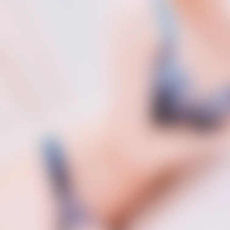 夜は冷えるね🌉一緒に抱き合って温めない❔💕