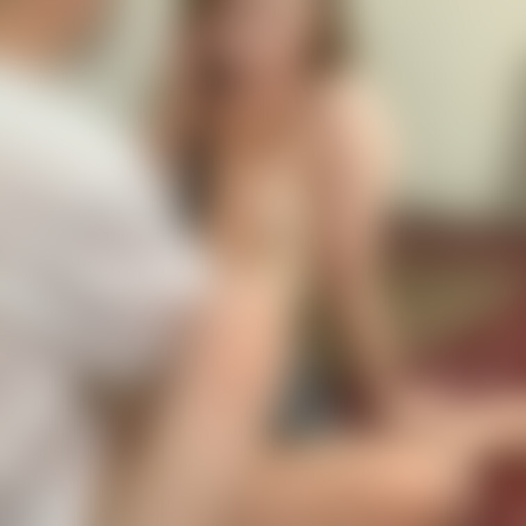 ハメ撮り画像★対面座位で指を舐めさせるのが好きなんです！えっちくないですか？