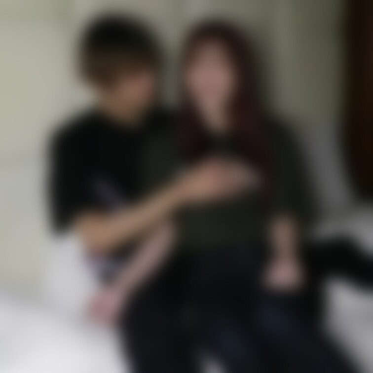 身長168センチのすらっとした足に細い身体でスキニーのとても似合う高級キャバ嬢ちゃんとのお泊まりえっち75分