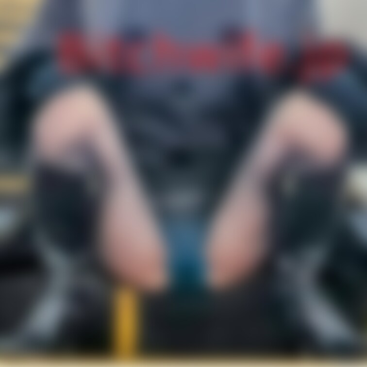 人妻パンチラ食べ歩き～焼肉編～本編
公開しました🎥
白ニット＋黒ワンピース＋黒ストッキング＋ブルーレースパンティー＋