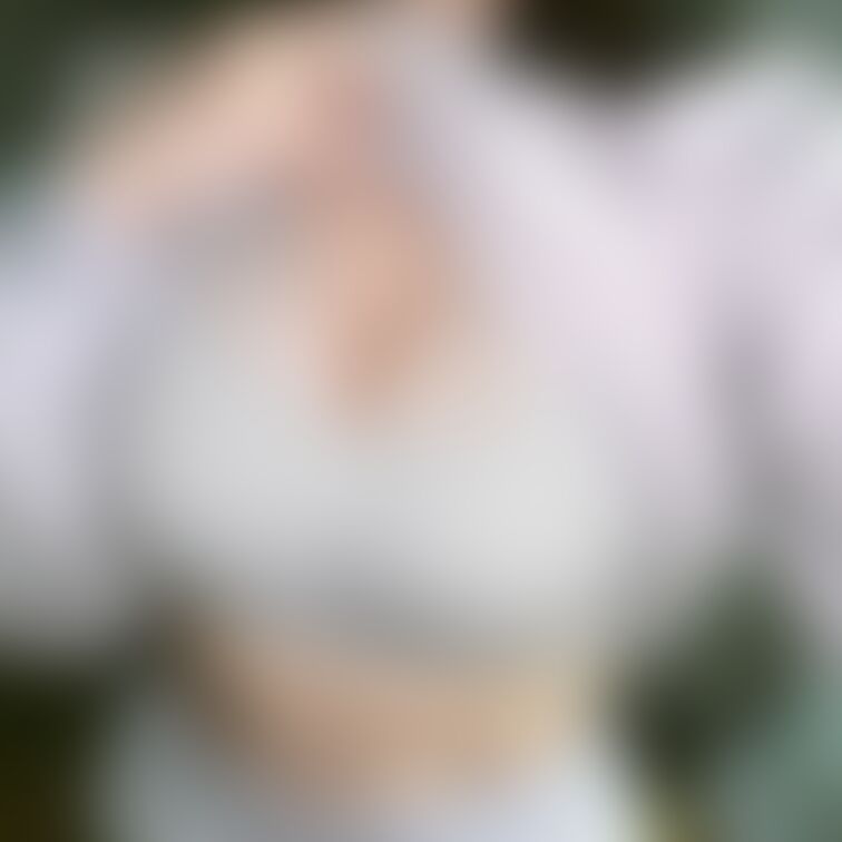 ナイトブラとうっすら腹筋🤟🏻