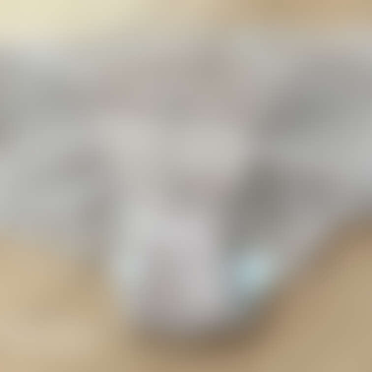 愛妻Mちゃんの下着です💓
セクシー系はあまり持っていなく、
たまにしか履いてくれません😅