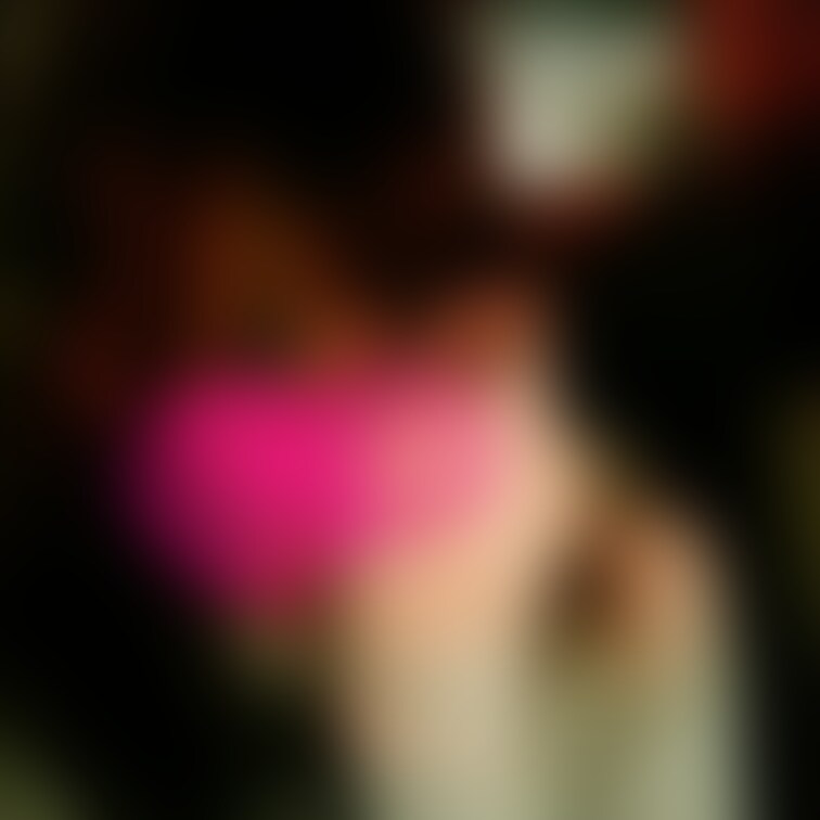 以前投稿した覆面で○○○されてる中身はこんな可愛い女の子でしたw
動画はこちら⬇️
https://myfans.j