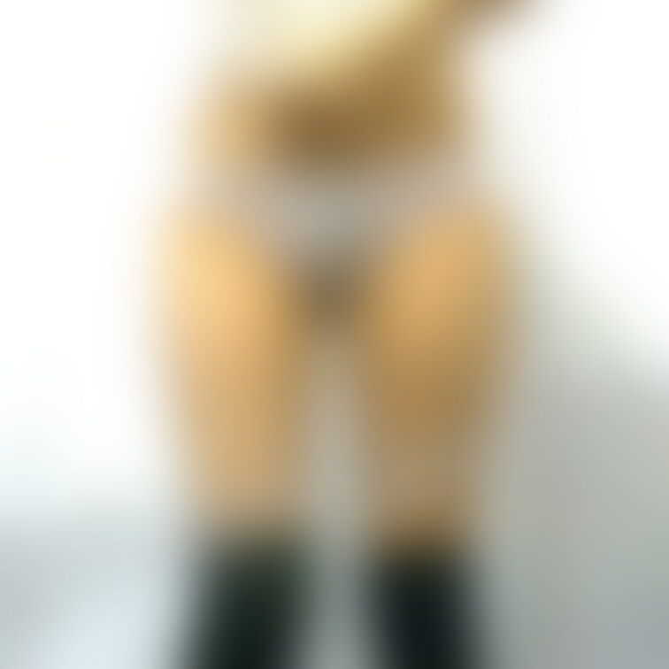 オナニー大好き、なんでも言うこと聞いてくれる彼女の
ブルマ生着替えの切り取り画像です。
無料プランに毎日投稿更新中で