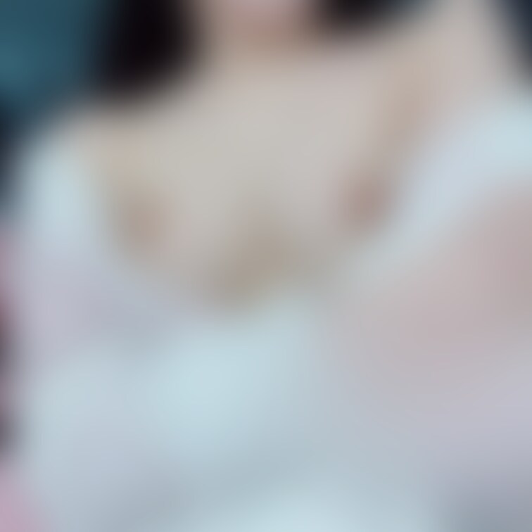 こんばんは、みゆです🌙✨

最近夜は冷えてきたから、お気に入りのもふもふパジャマ着てます💖

体調壊しがちな季節