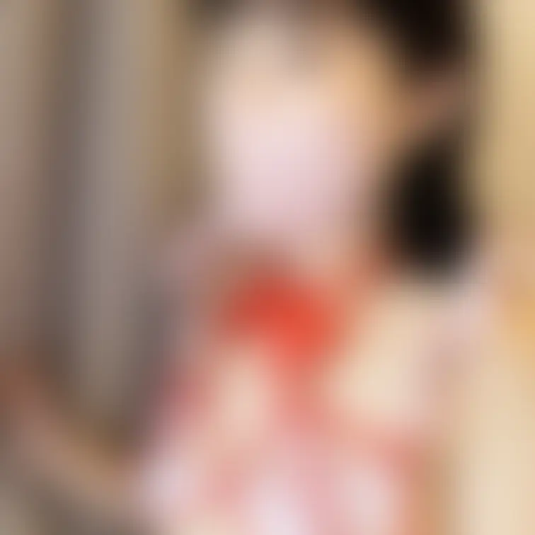 裸エプロンみたいなコスチュームで撮った画像をアップします🥰
マスク付きの静止画なので「雪兎お試しプラン」で公開しちゃい