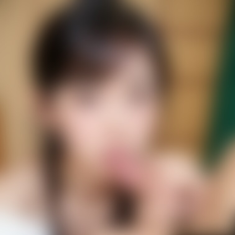 ぱくっ。
かわいいと思ったらいいね、フォローお願いします！