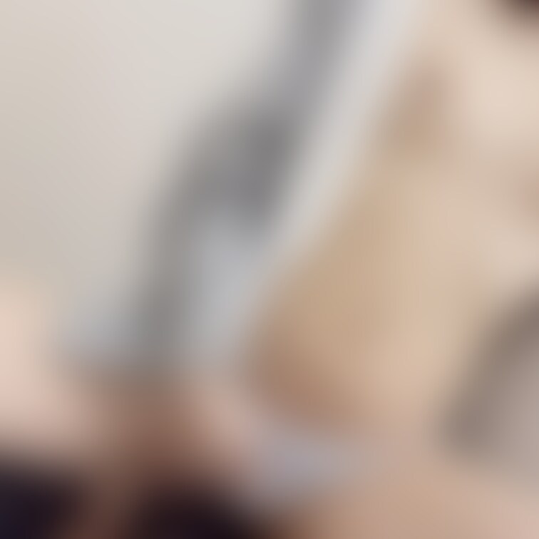 パンツの上からさわさわ…♡

【みみからのお願い💕】
えっちだと思ってくれた方は
写真下の♡印をポチッとしてくれ