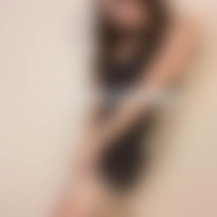 【新しいランジェリー🖤】
新しい下着とランジェリーの組み合わせが可愛い(⸝⸝› ‹⸝⸝)
首元はチョーカ