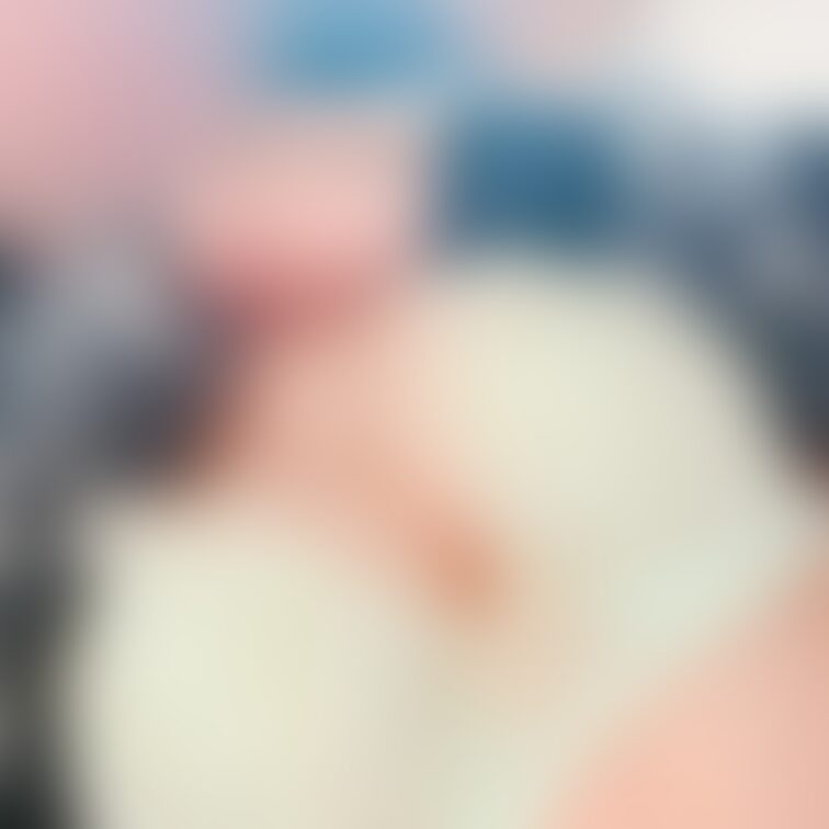 ママの毛玉がいっぱいついたパジャマ着てます😅
おはようございます🥰
遅くなりましたが、明けましておめでとうございます