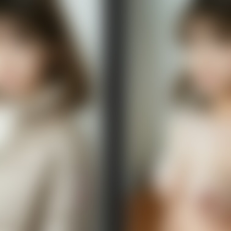 着衣と脱衣を並べた画像です。画像№1209