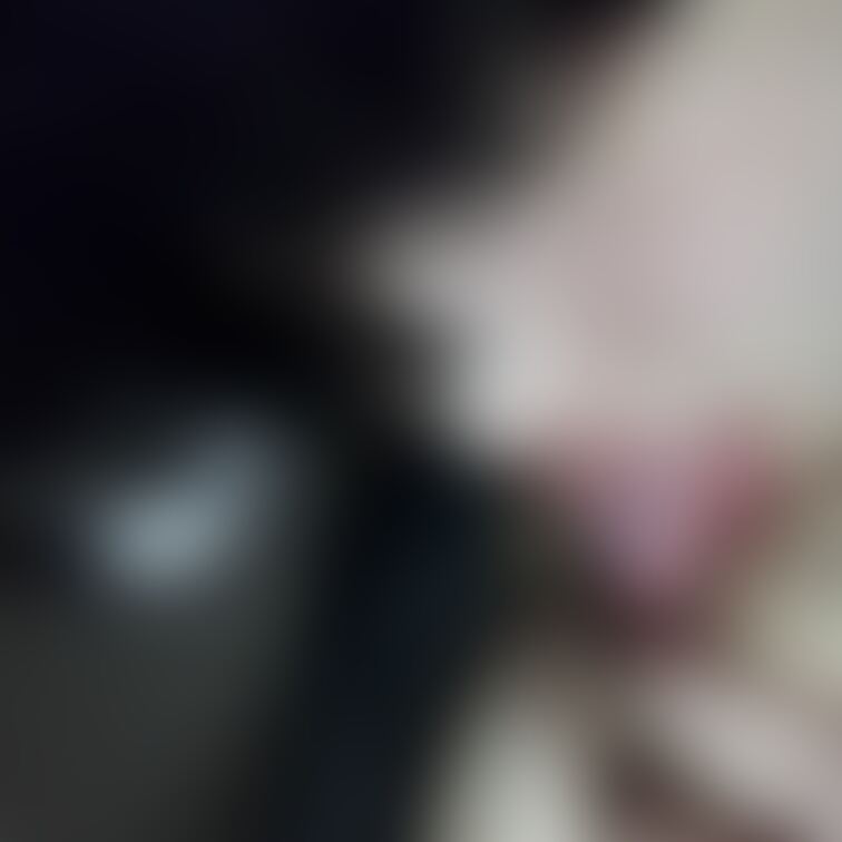 【¥1000】
2枚のお写真
セルフ乳首舐めその2