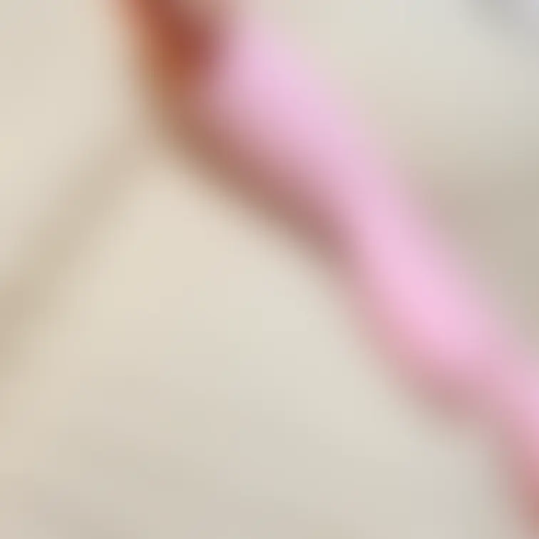 おっぱいにおもちゃ乗せてみた🧸