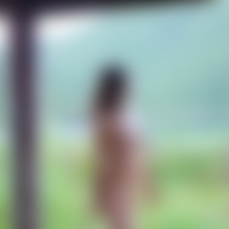 ダム湖の休憩場で撮影