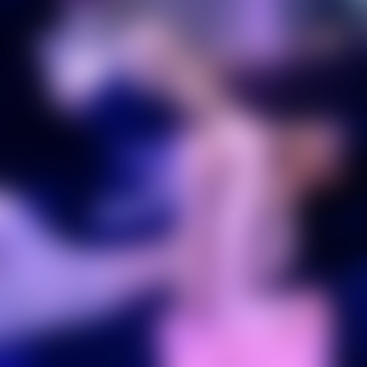 今日は踏みつけの写真(笑)

恥ずかしいから、ズボン着用でお願いしますって言われたときのやつ😂