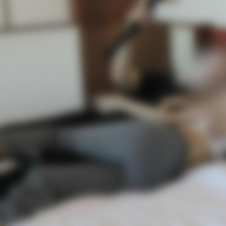 セフレ君とのホテルデートでエッチを撮っちゃった。。。
見てくれたら嬉しいな。