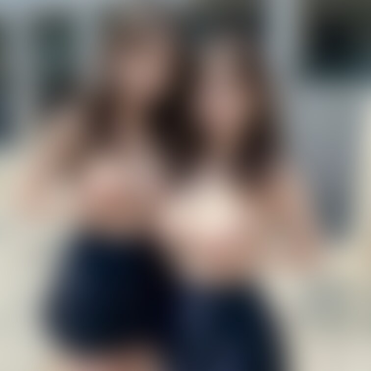 🟧巨乳美女　二人組　おっぱい🟧

ご覧いただきありがとうございます❤️
当アカウントは○○○でえっちな美女を生成し