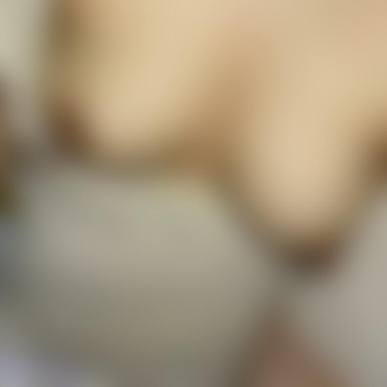 モロだし改造乳首です。恥ずかしいですが見てください