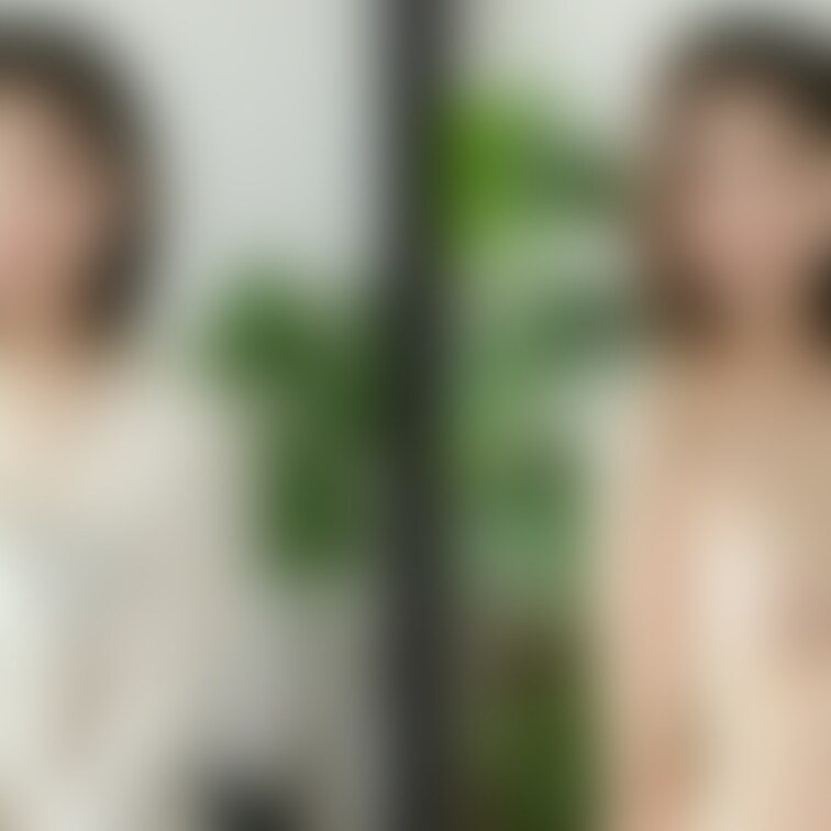 着衣と脱衣の並べた画像です    画像№1512