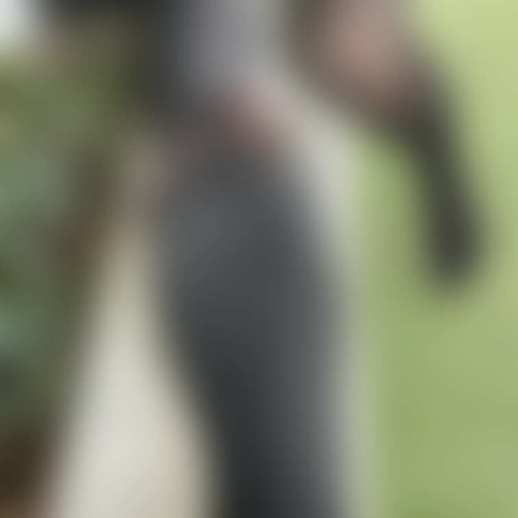 高身長女性　足比べ